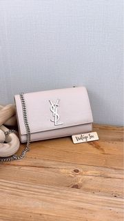 (Category: ) located in . Submitted by vintage_sac (Listing ID 1455112252, Image 1). Description: .