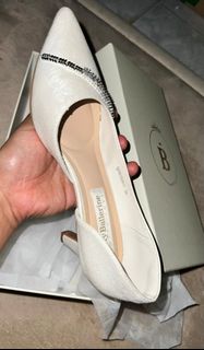 (Category: ) located in . Submitted by farihah99 (Listing ID 1454963407, Image 1). Description: .