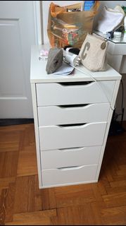 (Category: ) located in . Submitted by jeanfou (Listing ID 1454954982, Image 1). Description: .