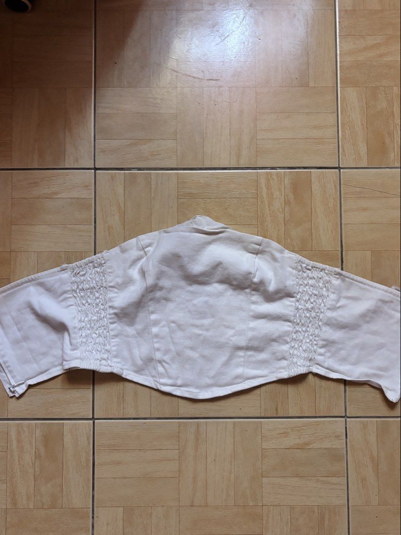 White Denim Smocked Tube Top (Category: Sleeveless) located in Pateros City. Submitted by pxlliix (Listing ID 1455031964, Image 2). Description: - White denim tube top - Smocked sides for a stretchy, comfortable fit - Zipper closure at the back - Estimated size: Small (S) - Ideal for summer outfits - Versatile: dress up or down - nego for sure buyer - item may vary due to lighting - preloved please manage your expectations - small to medium .