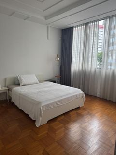 (Category: ) located in . Submitted by jeanfou (Listing ID 1454956761, Image 1). Description: .