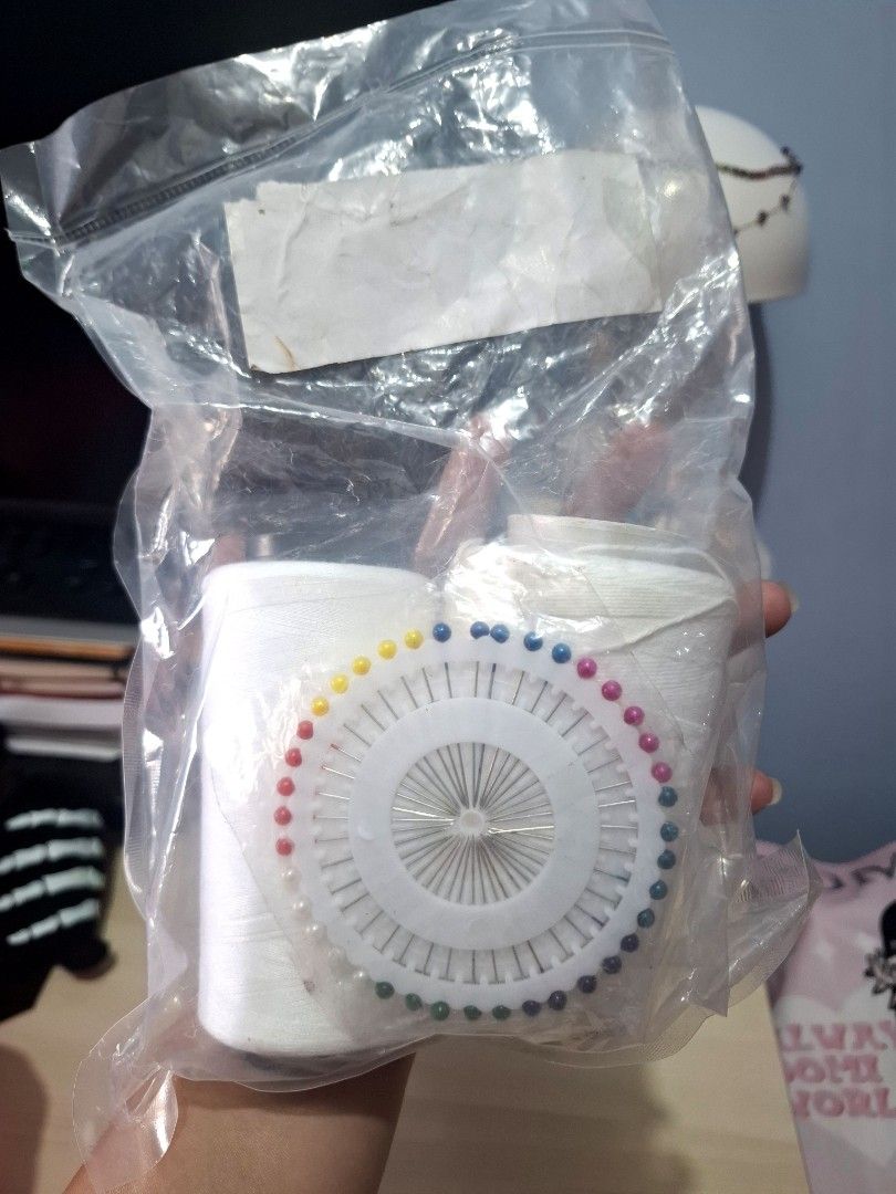 White Sewing Thread Spools and Pin Wheel Set (Category: Craft Supplies & Tools) located in Quezon City. Submitted by an.marie (Listing ID 1455068259, Image 1). Description: Brand new sewing kit! Includes white thread spools and a colorful pin cushion. Perfect for all your sewing needs. Still in original packaging..