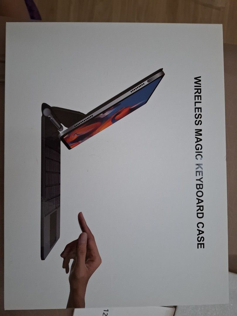 Wireless Keyboard for ipad pro 13 (2024 ), Computers & Tech, Laptops ...