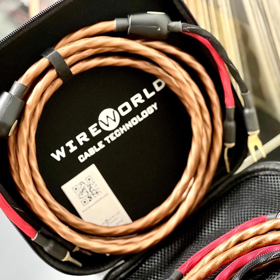 Wireworld Mini Eclipse 7 speaker cable (Category: Soundbars, Speakers & Amplifiers) located in Singapore. Submitted by kennywc (Listing ID 1455055402, Image 2). Description: 2.5m pair with original box. Thanks.