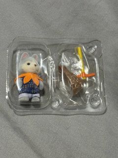 (Category: ) located in . Submitted by littletrinklets (Listing ID 1455079447, Image 1). Description: .