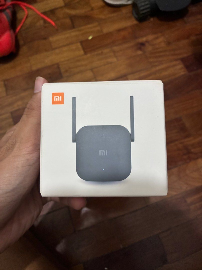 Xiaomi Mi WiFi Range Extender Pro (Category: Other Gadgets) located in Los Banos. Submitted by ragegarri30834 (Listing ID 1455134206, Image 1). Description: Selling a Xiaomi Mi WiFi Range Extender Pro in like-new condition. Comes with the original box (opened, not factory sealed), and the unit has been well kept. ✅ Like-new condition ✅ Original Xiaomi Mi WiFi Range Extender Pro ✅ Comes with original box ✅ Box opened (not factory sealed) ✅ Fully f