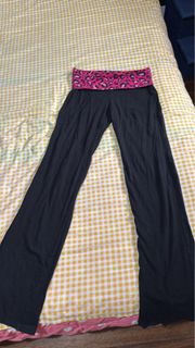(Category: ) located in . Submitted by shoplikeisa (Listing ID 1455026144, Image 1). Description: .