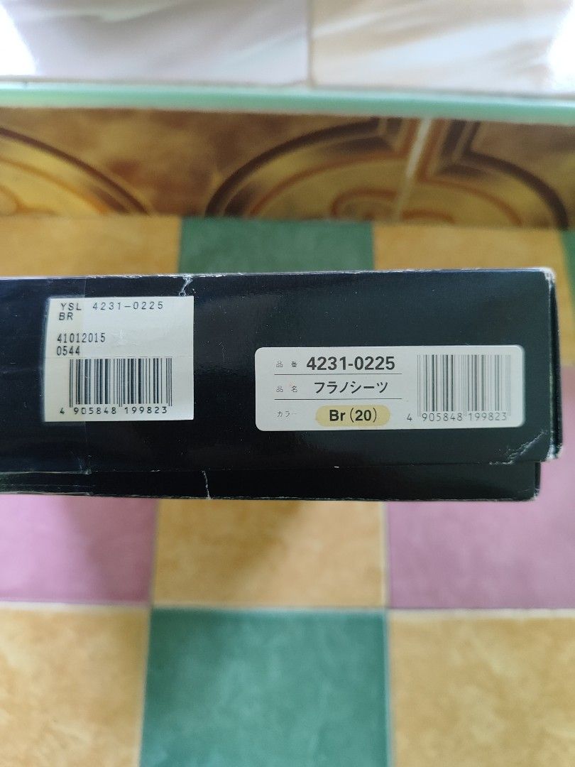 YSL Blanket (Category: Bedding & Towels) located in Bacolod City. Submitted by johnthrift (Listing ID 1454987666, Image 3). Description: Vintage YSL Blanket Embroidered YSL Logo Japan With Box 140 CM-240 CM Dm baka may gusto💌.