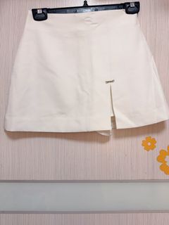 （分類：）位於 。 由 uniunicloset 提交（商品編號 1455008313，圖片 1）。簡介： 。