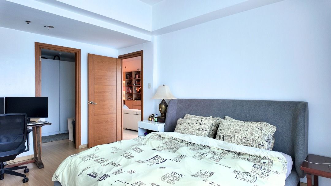 2BR Corner Condominium Unit For Lease at Icon Plaza, BGC (Category: Apartments & Condos) located in Makati City. Submitted by leechiupropertyconsultantsinc (Listing ID 1455152964, Image 3). Description: 2BR Corner Condominium Unit For Lease at Icon Plaza, BGC 🏠 Floor Area: 105 sqm Property Highlights • Corner unit • 2 bedrooms • Facing northeast • Additional 6k for parking slot Total lease price: PHP 130,000/month For inquiries or to schedule a 