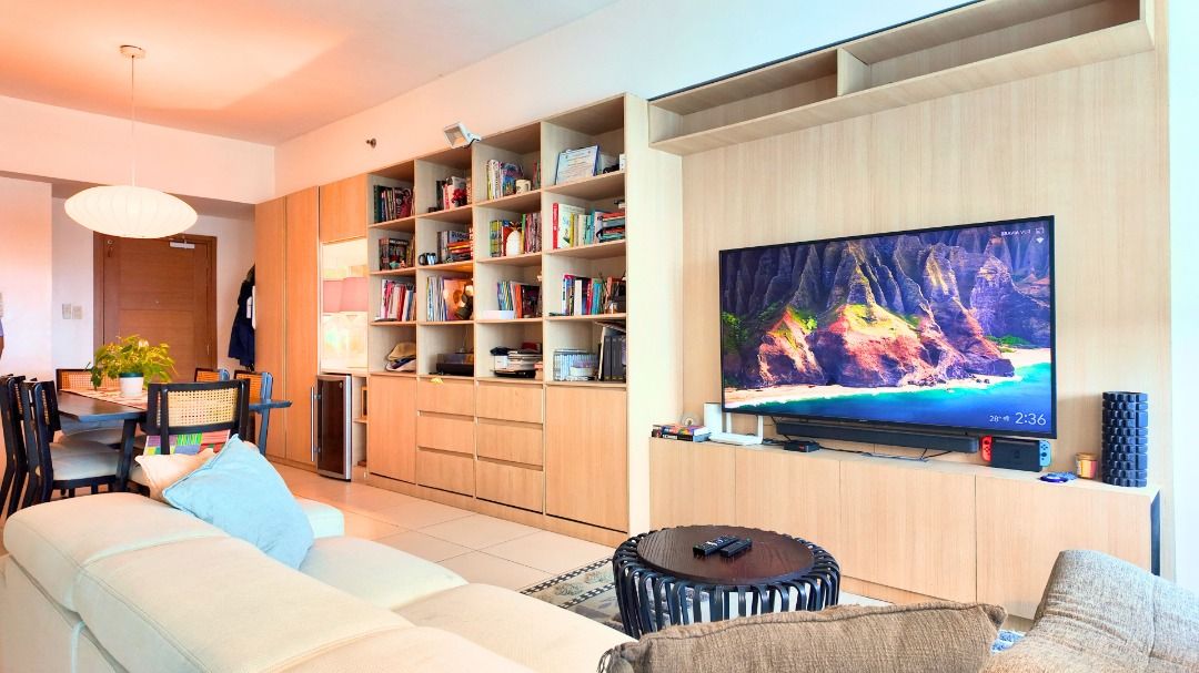 2BR Corner Condominium Unit For Lease at Icon Plaza, BGC (Category: Apartments & Condos) located in Makati City. Submitted by leechiupropertyconsultantsinc (Listing ID 1455152964, Image 2). Description: 2BR Corner Condominium Unit For Lease at Icon Plaza, BGC 🏠 Floor Area: 105 sqm Property Highlights • Corner unit • 2 bedrooms • Facing northeast • Additional 6k for parking slot Total lease price: PHP 130,000/month For inquiries or to schedule a 
