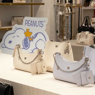 （分類：）位於 。 由 wannashopping_ca 提交（商品編號 1455195396，圖片 1）。簡介： 。