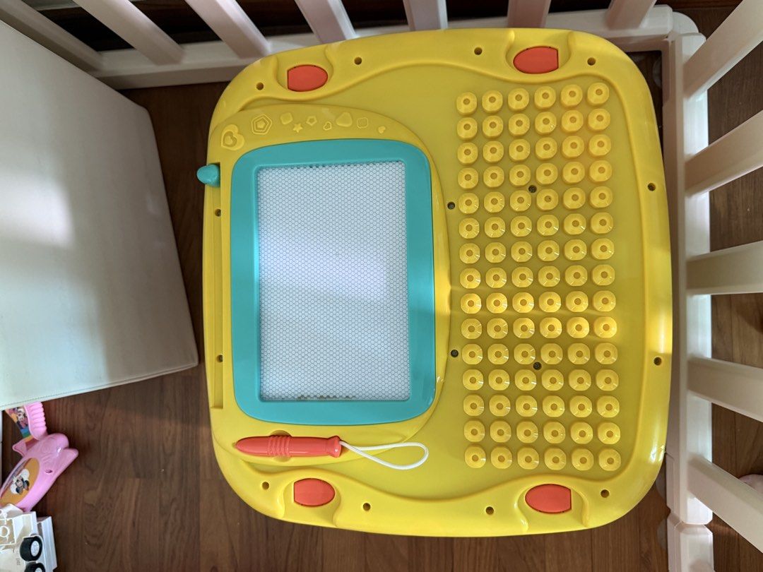 Activity table (Category: Infant Playtime) located in Singapore. Submitted by shaynawoon (Listing ID 1455202636, Image 3). Description: Selling because got people gifted a new activity table relatively new only play loosely for 1 month .