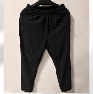 (Category: ) located in . Submitted by lctrendz (Listing ID 1455212581, Image 1). Description: .