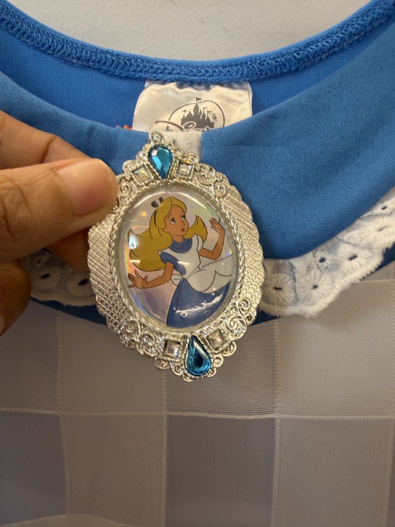 ALICE IN WONDERLAND 7/8Y (Category: Babies & Kids Fashion) located in Quezon City. Submitted by ricanydera (Listing ID 1455290825, Image 2). Description: .