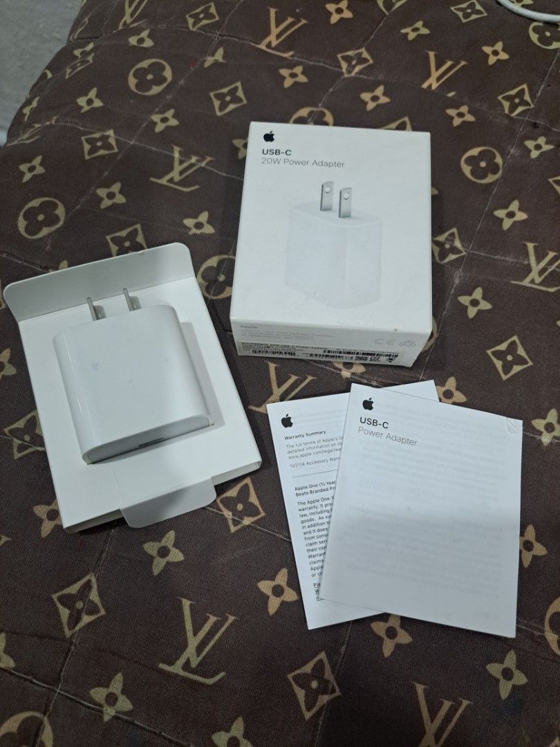 Apple USB-C 20W Power Adapter (Category: Chargers & Cables) located in Makati City. Submitted by lokaltisoy.1274 (Listing ID 1455262459, Image 1). Description: - Original Apple USB-C 20W Power Adapter - Fast charging capability - Compatible with various Apple devices - Includes original box and paperwork - Feel free to ask questions!.