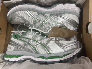 （分類：）位於 。 由 sneakerstom 提交（商品編號 1455114461，圖片 1）。簡介： 。