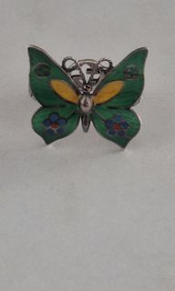 (Category: ) located in . Submitted by vintagehuntsg (Listing ID 1455259555, Image 1). Description: .