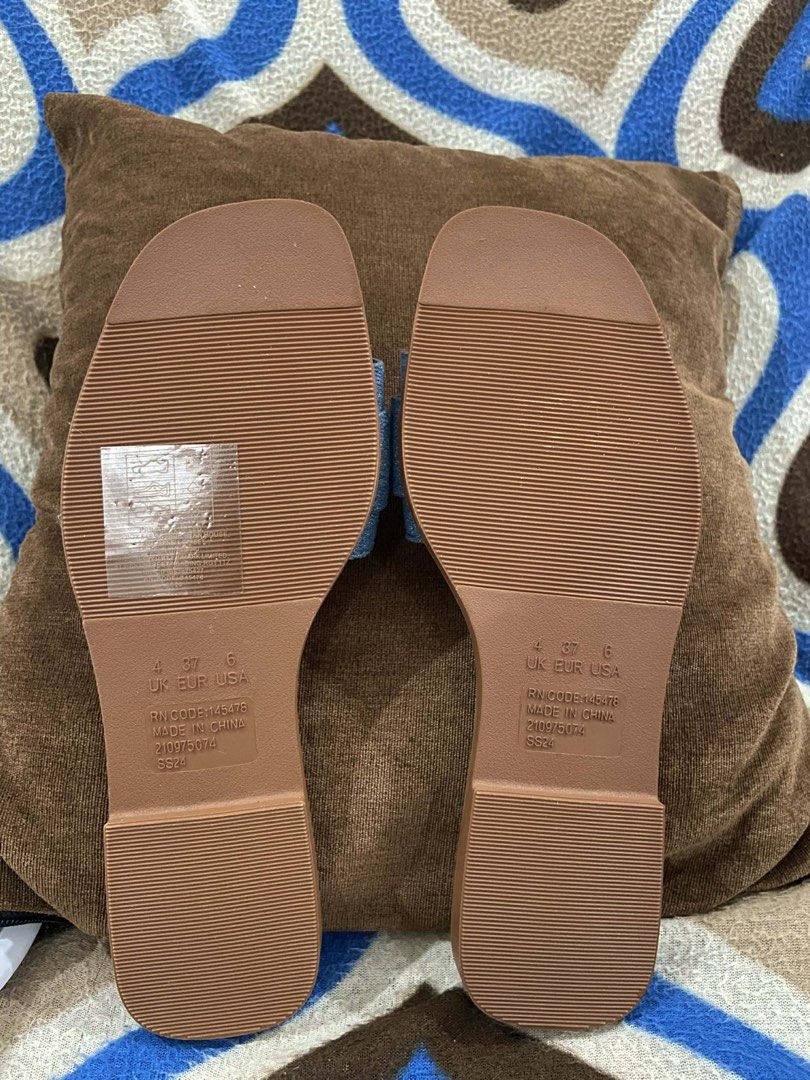AUTHENTIC PRIMARK DENIM FLAT SLIDE SANDALS (Category: Flats & Sandals) located in Bauang. Submitted by doc_jay01 (Listing ID 1455155810, Image 2). Description: ORIGINAL/AUTHENTIC BRAND NEW/ NEVER USED DEADSTOCK BOUGHT FROM UK BLUE DENIM STRAPS SIZE: UK 4 / EU 37 / USA 6 SRP: 1300 PRICE: 749 J&T/LBC AT BUYER’S EXPENSE LBC COD AVAILABLE (DP 50%) PM FOR MORE DETAILS .