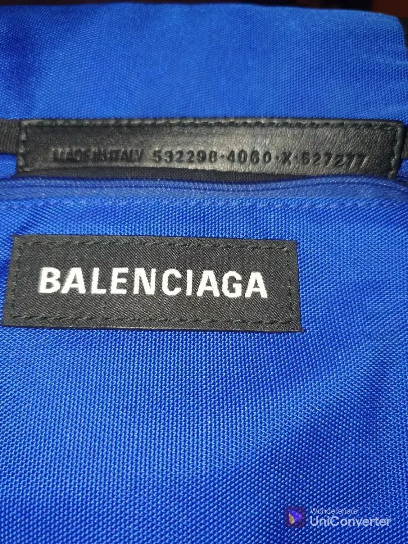 Balenciaga Explorer Nylon Blue Pouch Bag (Category: Luxury Bags & Wallets) located in Manila. Submitted by aftermarketphilippines (Listing ID 1455190565, Image 3). Description: Balenciaga Explorer Nylon Blue Pouch Bag RANK SA 9.5/10 Good As New No issue Price: 25,000 Location: San Juan City.