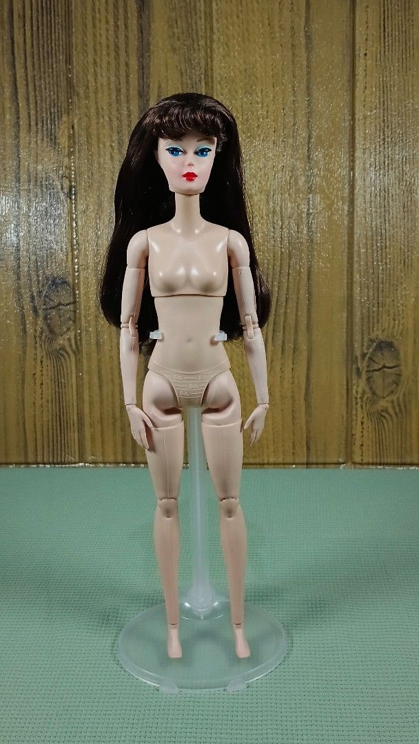 Barbie 60s Repro Doll in MTM (Category: Kids Toys) located in Meycauayan. Submitted by golly_gee (Listing ID 1455297214, Image 3). Description: Barbie 60s brunette repro doll re-bodied in made to move pay: Gcash ship: JNT.