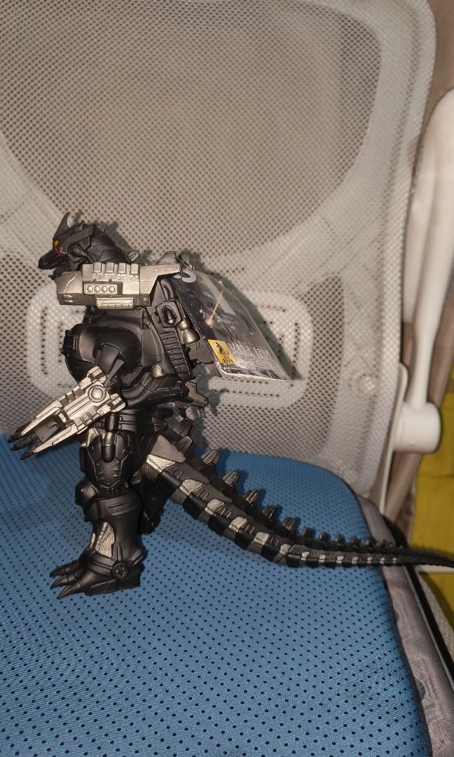 Black MechaGodzilla (Category: Figurines & Statues) located in Quezon City. Submitted by marvs0088 (Listing ID 1455256369, Image 3). Description: .
