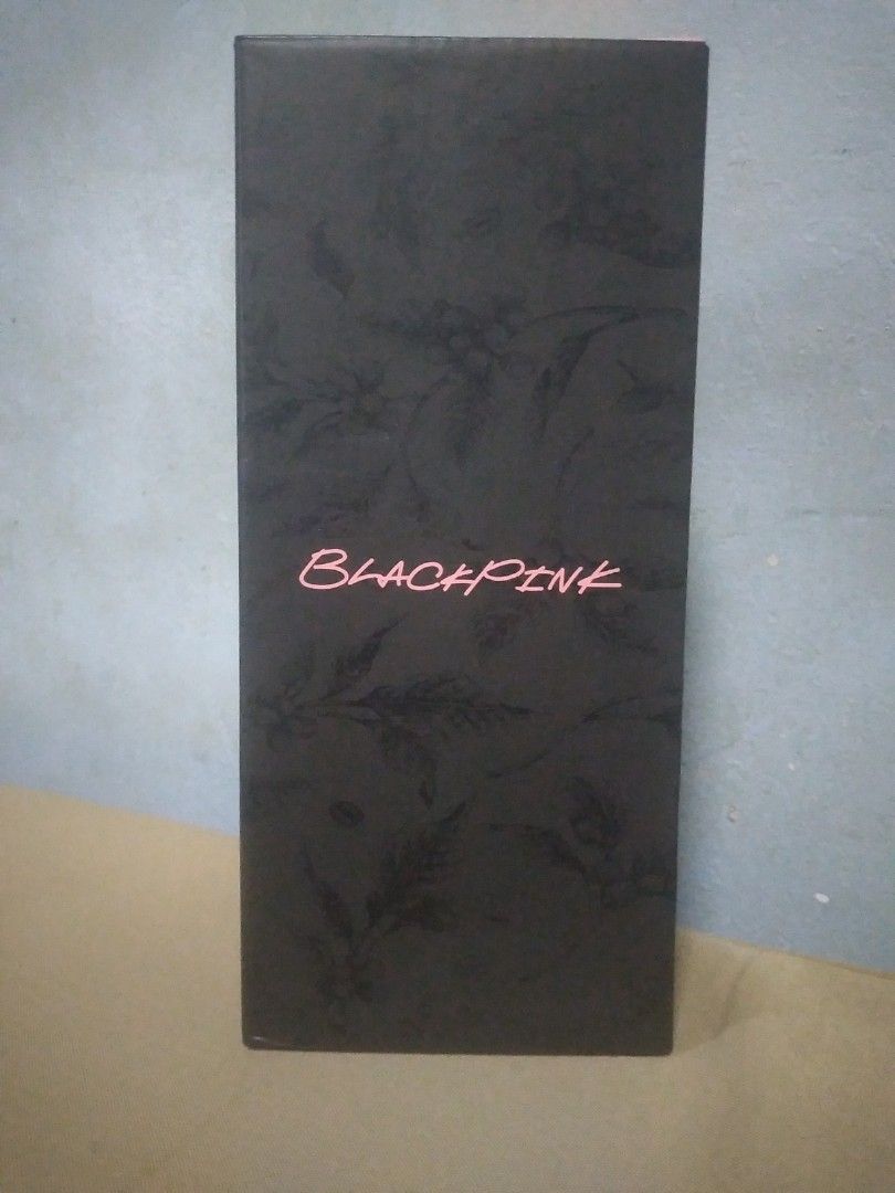 BLACKPINK x Starbucks Black Bling Cold Cup 710ml (Category: Water Bottles & Tumblers) located in Manila. Submitted by anthony.moose (Listing ID 1455253682, Image 1). Description: ..::BLACKPINK x Starbucks::.. .:2023 Collab Merch:. ORIGINAL item acquired from Starbucks. Box shows some damage due to storage, but product inside was NEVER USED (brand new) and in PERFECT condition..