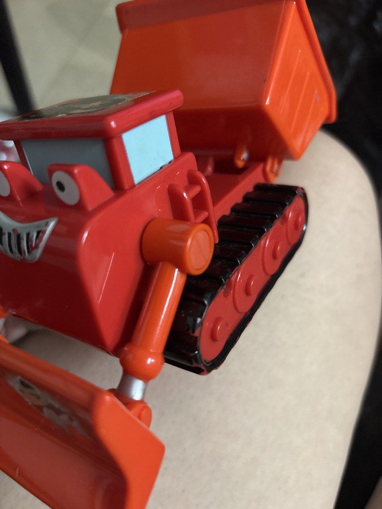 Bob the builder truck (Category: Vehicle & Diecast Models) located in Manila. Submitted by vintageaccessories (Listing ID 1455299924, Image 2). Description: Vintage authentic.