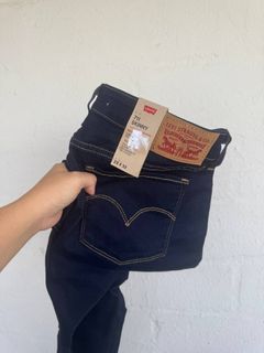 (Category: ) located in . Submitted by thethriftshop00 (Listing ID 1455256537, Image 1). Description: .