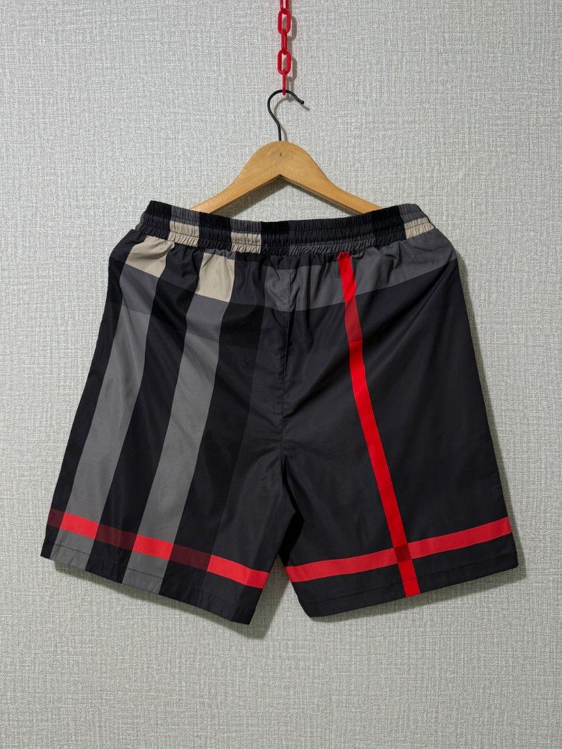 ✅Brandnew Burberry Shorts (Category: Shorts) located in Dumaguete. Submitted by good_stuff_dgte (Listing ID 1455207813, Image 3). Description: ✅Brandnew Burberry Shorts -₱950 -Size medium (30-34 waistline) -Lenght: 19.5 -Leg opening: 11.5 -With 2 pockets .