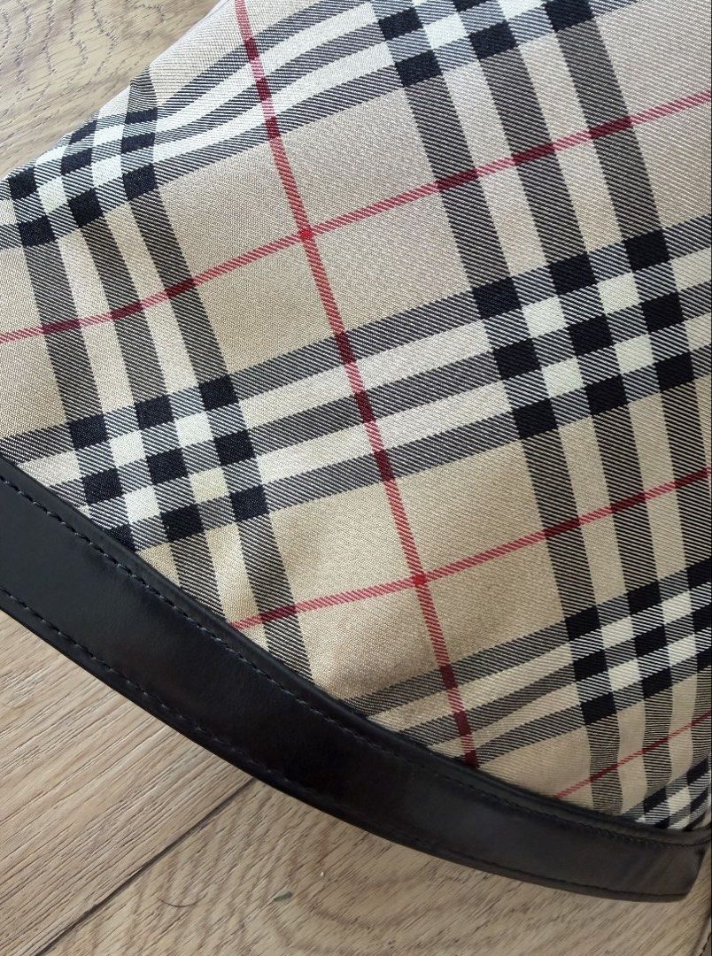 Burberry Nova Check Shoulder Bag (Category: Luxury Bags & Wallets) located in Makati City. Submitted by _jennn (Listing ID 1455245483, Image 2). Description: Needs cleaning. Negotiable :).