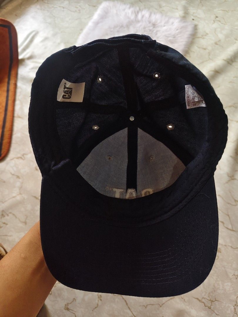 Cat Classic Baseball Cap (Category: Caps & Hats) located in Puerto Princesa. Submitted by rlphrzlcollection (Listing ID 1455164667, Image 2). Description: size: One fit size Velcro strap Excellent Condition.