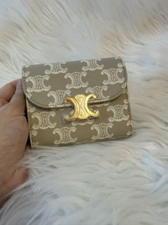(Category: ) located in . Submitted by her.lux.my (Listing ID 1455141467, Image 1). Description: .