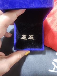 (Category: ) located in . Submitted by js.authenticlux (Listing ID 1455228161, Image 1). Description: .