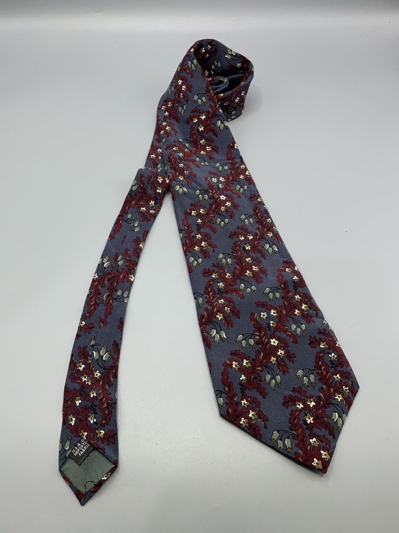 CHRISTIAN DIOR AUTHENTIC NECKTIE (Category: Ties) located in Bulacan. Submitted by ridersthrift_ph (Listing ID 1455317514, Image 2). Description: In Great Condition No Flaws Authentic Gcash Payment Bulacan 📍.