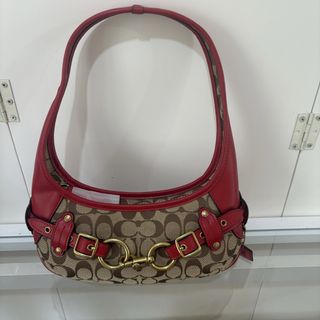 (Category: ) located in . Submitted by premiumoutlets. (Listing ID 1455293648, Image 1). Description: .