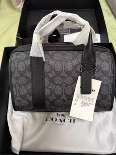 (Category: ) located in . Submitted by conan_fashion (Listing ID 1455244538, Image 1). Description: .