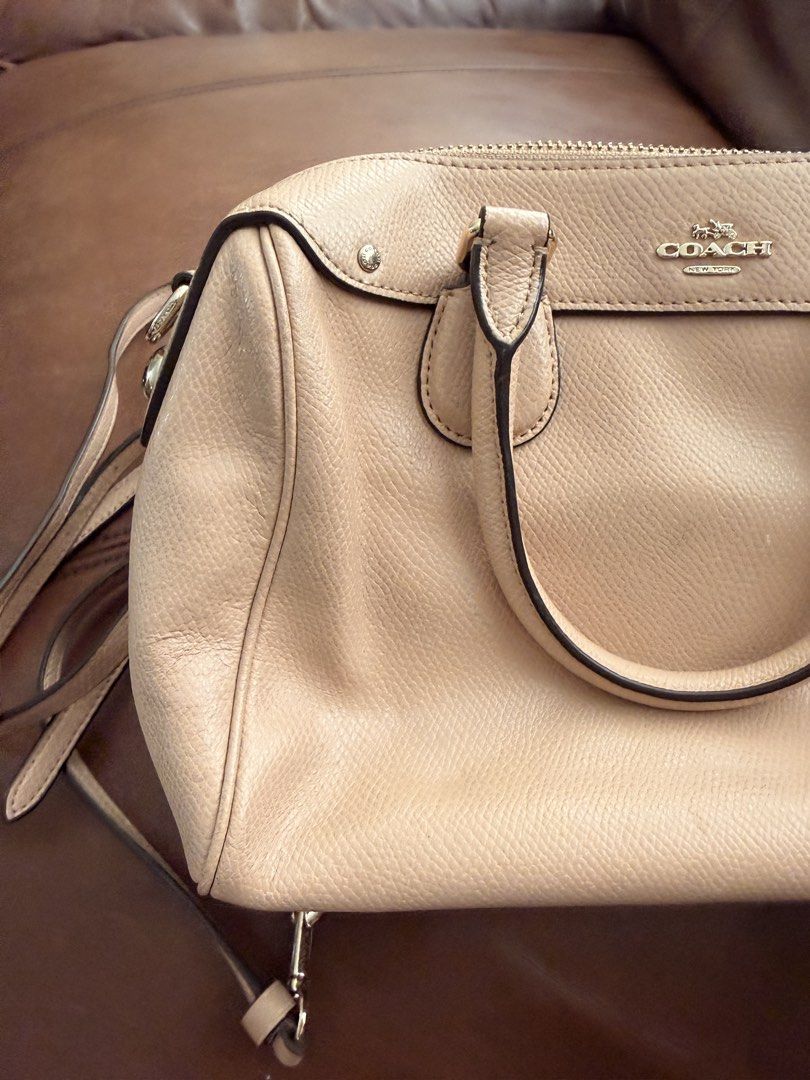 Coach Pebble Leather Satchel Bag Beige (Category: Luxury Bags & Wallets) located in Taguig. Submitted by sourcedbym (Listing ID 1455252717, Image 3). Description: - Authentic Coach bag - preloved! -8/10 condition.