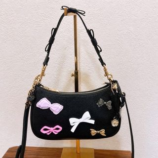 (Category: ) located in . Submitted by bagsboutiqueph (Listing ID 1455206657, Image 1). Description: .