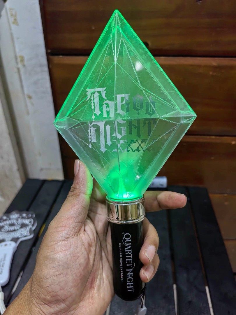 Concert Light (Category: Musical Instruments) located in Cebu City. Submitted by dudes_villanueva (Listing ID 1455234047, Image 3). Description: Concert Light 📌 In excellent working condition. 📌 3 AAA Battery operated (Not included).