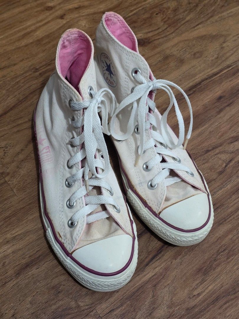 Converse All Star Hi (Womens 7) (Category: Sneakers) located in Quezon City. Submitted by mks13 (Listing ID 1455208429, Image 3). Description: more photos available if needed. PAYO; SF c/o buyer Allows 1 week reservation with DP. Mop: Gcash/Maya/UB/BDO Mod: GGX/ LBC/ JNT/ JRS *SDD as scheduled.