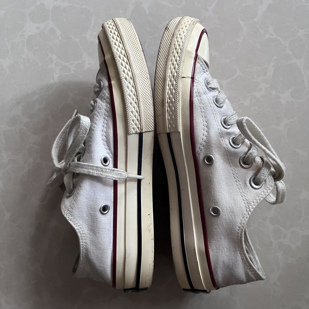 Converse Chuck Taylor All Star 70 (Category: Sneakers) located in Cavite. Submitted by keenshop (Listing ID 1455222605, Image 2). Description: Size: 36 Women Color: Beige (Cream) - The sole is slightly yellowish, but it can be lightened with bleach - Has visible stains, but they can be removed by washing No flaws (good condition AS IN!!!) With box but not it’s original box Authentic ✅✅ .
