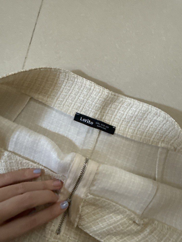 cream beige tweed like mini skirt (Category: Skirts) located in Cavite. Submitted by vmlr_ (Listing ID 1455191121, Image 3). Description: ship from dasma cavite rfs: decluttering mop: bpi/maya/gcash/gogoexpress cod.