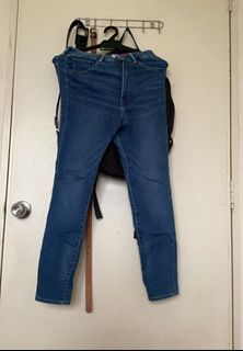 (Category: ) located in . Submitted by nainxinxs (Listing ID 1455280911, Image 1). Description: .