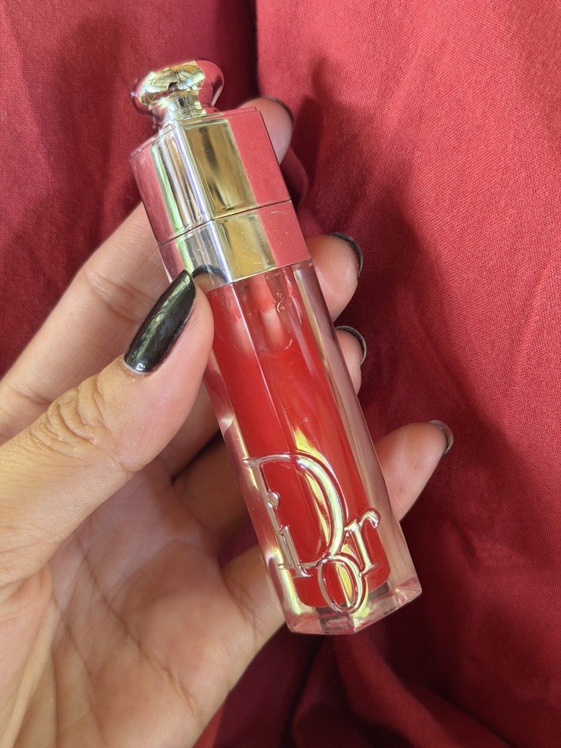 Dior Addict Lip Maximizer (Category: Makeup) located in General Santos City (Dadiangas). Submitted by jen.crtz (Listing ID 1455211377, Image 1). Description: In the shade cherry red. Only test but haven’t ised it..