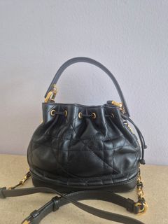 (Category: ) located in . Submitted by ladyluxe (Listing ID 1454194998, Image 1). Description: .