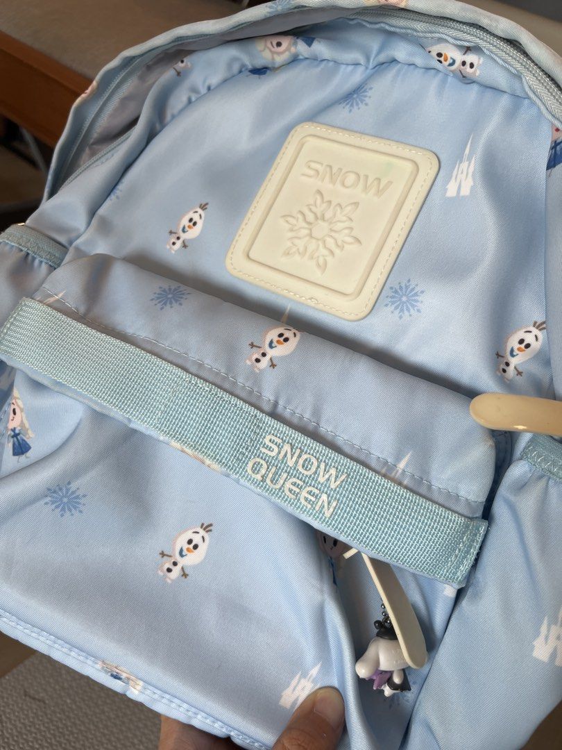 Elsa backpack （分類：背囊）位於 Hong Kong。 由 uasrm1115 提交（商品編號 1455201754，圖片 1）。簡介： 。