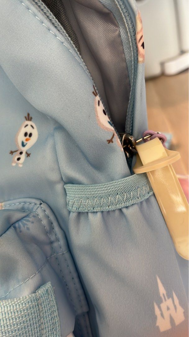 Elsa backpack （分類：背囊）位於 Hong Kong。 由 uasrm1115 提交（商品編號 1455201754，圖片 2）。簡介： 。
