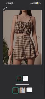 (Category: ) located in . Submitted by urkindofwardrobe (Listing ID 1455281165, Image 1). Description: .