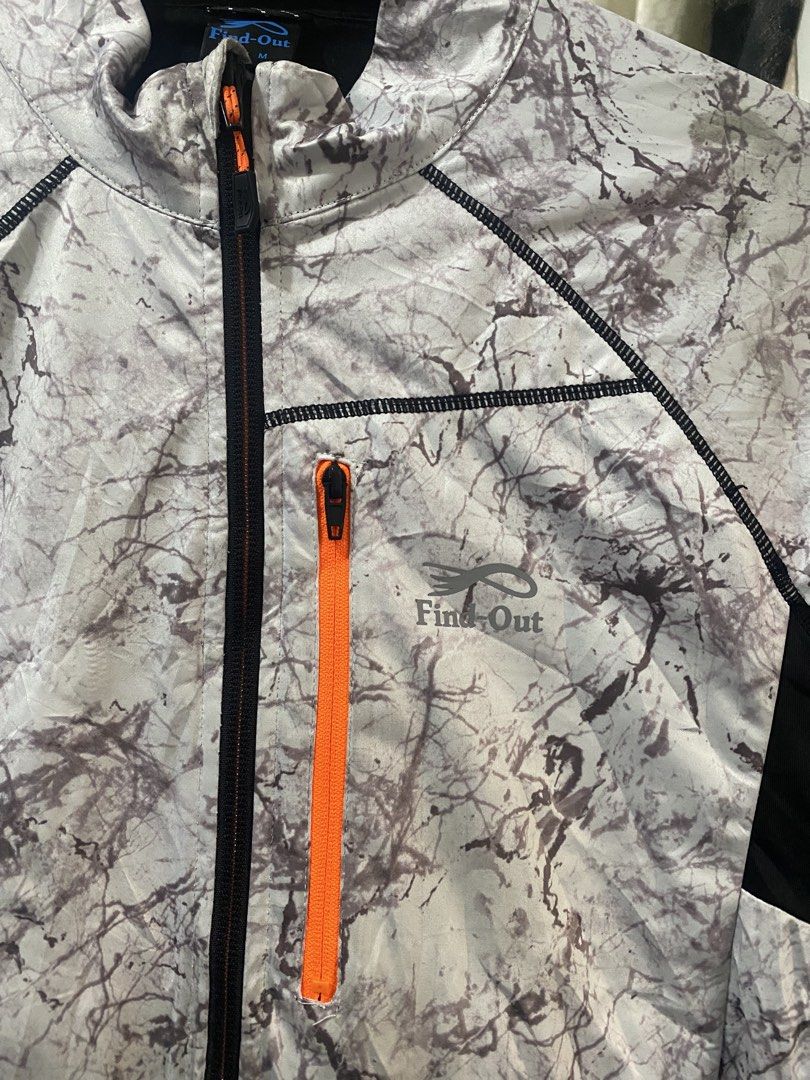 Find Out Marble Pattern / Camo pattern Zip Up (Category: Coats, Jackets and Outerwear) located in Cavite. Submitted by grabanddeclutter (Listing ID 1455154260, Image 3). Description: Find Out Marble Pattern / Camo pattern Zip Up •Excellent & Great condition no issues as new ganda po nito parang brand new ✅ •Zippers working ganda nito! 🫶🏻 •Color rate 9.6/10 •Dimensions: W19.5 L26 •Location: Dasmarinas Cavite can ship via J&T (₱55 only if around 